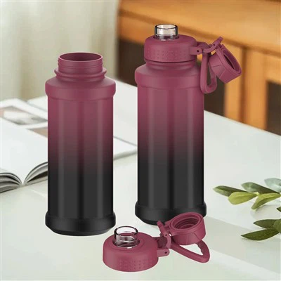 زجاجة ماء من الفولاذ المقاوم للصدأ مع مقبض